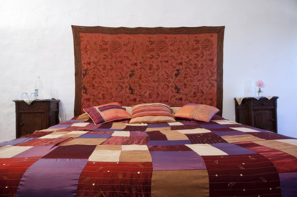 Grazzano Badoglio Cascina Rosa B&B חדר תמונה
