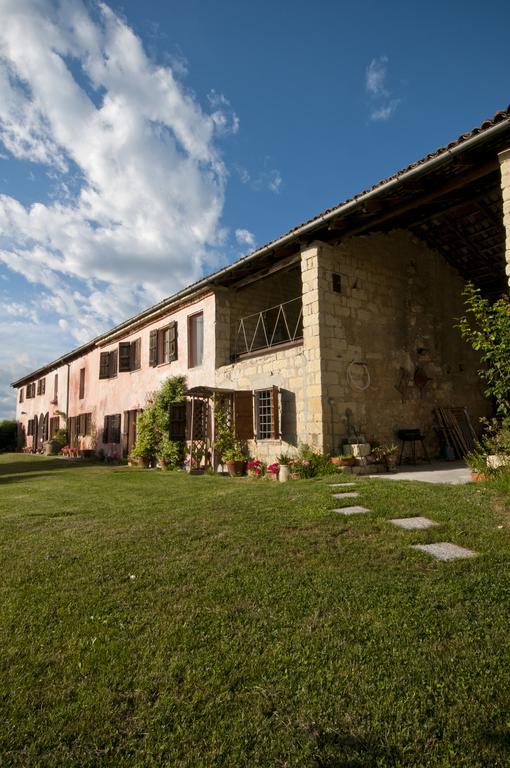 Grazzano Badoglio Cascina Rosa B&B מראה חיצוני תמונה